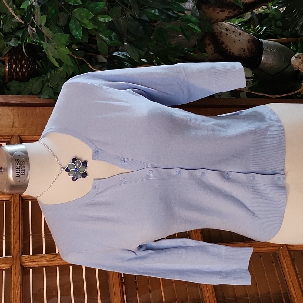 BUNDLE: Blue Cardigan with blue flower necklace